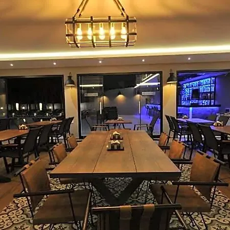 Club Sema מלון 3*